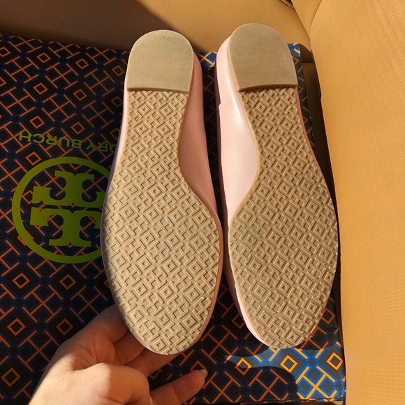 Tory Burch ballet shoes - Picture 2 of 3